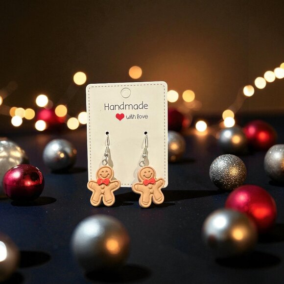 Handmade Gingerbread Earrings | Christmas Earrings | Polymer Clay Jewelry - Picture 7 of 7